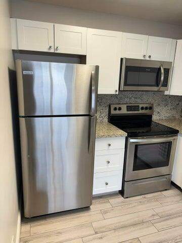 127 Flanders C #C, Delray Beach FL - photo 7 of 31