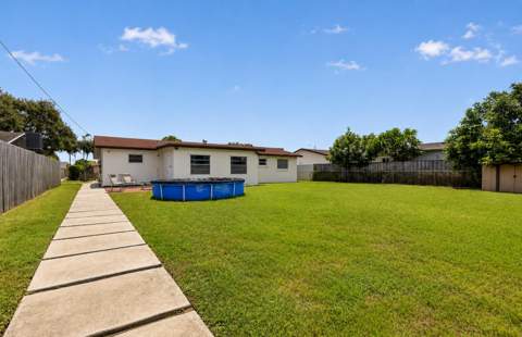 2220 N 47th Avenue, Hollywood FL - photo 20 of 22