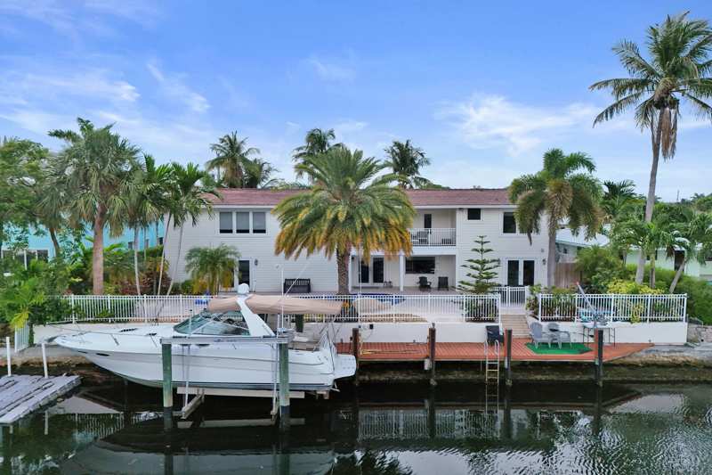 6 bedroom Single Family Residence at 4011 NE 26th Avenue, Venetian Isles 2nd Sec, Lighthouse Point — photo 1