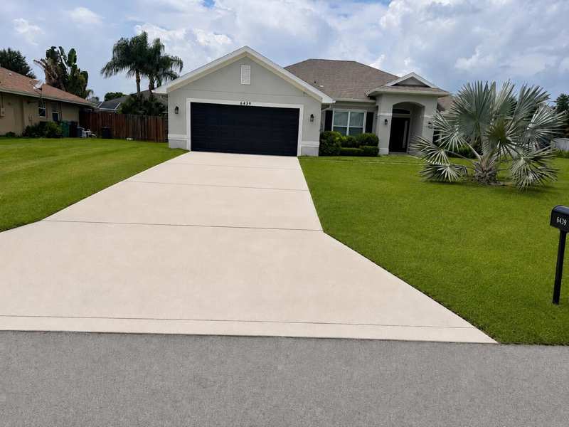 4 bedroom Single Family Residence at 6439 NW Polly Court, Port St Lucie Section 48 1st Replat, Port St. Lucie — photo 1