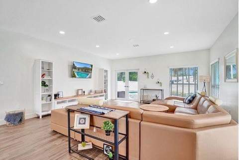 2622 NE 27th Avenue, Lighthouse Point FL - photo 7 of 24