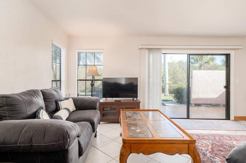 2 bedroom Condominium at 3307 SE Sandpiper Circle, Villas Of Sandpiper Bay Unit 2, Port St. Lucie — photo 5