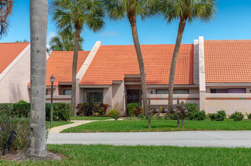 3 bedroom Villa at 3504 SE Sandpiper Circle, Villas Of Sandpiper Bay Unit 2, Port St. Lucie — photo 2