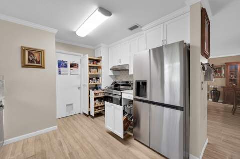 2060 SE Rainier Road, Port St. Lucie FL - photo 15 of 32