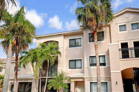 2801 Sarento Place #304, home for sale in Palm Beach Gardens 33410