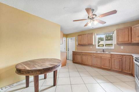 2011 SW 99th Terrace, Miramar FL - photo 7 of 23