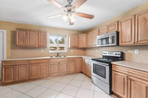 2011 SW 99th Terrace, Miramar FL - photo 9 of 23
