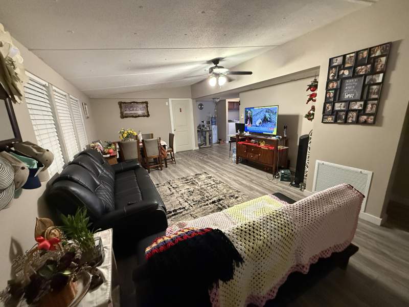 3 bedroom Mobile Home at 2207 NW 14th Avenue #lot 528, Sand and Sea , Boynton Beach — photo 4