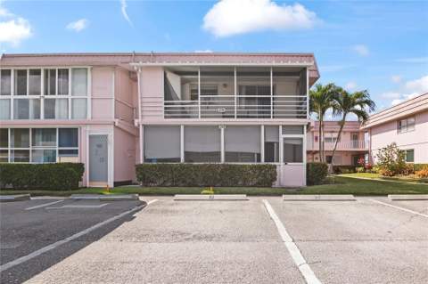 352 Saxony Trail #352, Delray Beach FL - photo 15 of 18
