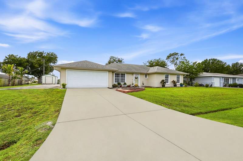 3 bedroom Single Family Residence at 482 SE Galleon Lane, Port St Lucie Section 6, Port St. Lucie — photo 5