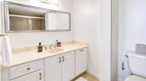 4001 Hillcrest Drive #705, Hollywood FL - photo 13 of 21