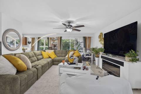 6021 Adriatic Way, West Palm Beach FL - photo 10 of 51