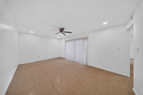 2811 Stoneway Lane #A, Fort Pierce FL - photo 18 of 37