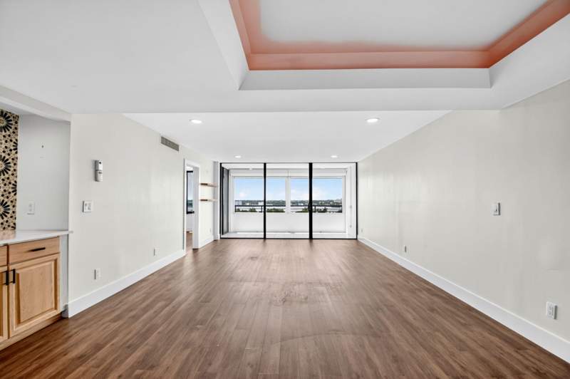 1 bedroom Condominium at 3589 S Ocean Boulevard #909, Mayfair House Condo, South Palm Beach — photo 5