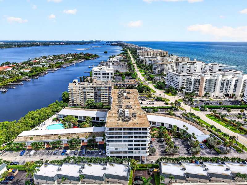 1 bedroom Condominium at 3589 S Ocean Boulevard #909, Mayfair House Condo, South Palm Beach — photo 1