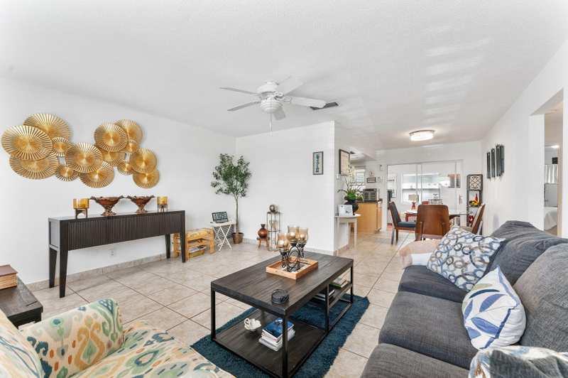 2 bedroom Single Family Residence at 1450 NW 69th Avenue, Paradise Gardens Sec 2, Margate — photo 1