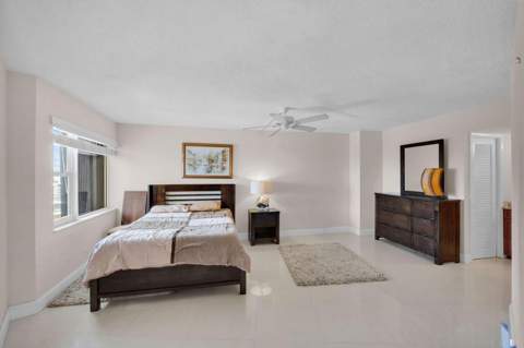 1200 Hibiscus Avenue #1406, Pompano Beach FL - photo 11 of 26