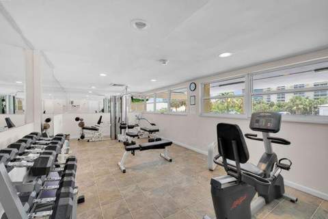 1200 Hibiscus Avenue #1406, Pompano Beach FL - photo 24 of 26