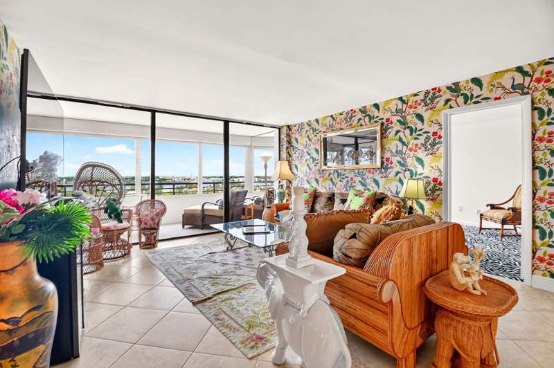 2 bedroom Condominium at 3589 S Ocean Boulevard #908, Mayfair House Condo, South Palm Beach — photo 5