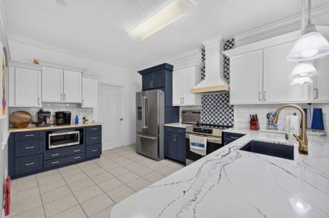 872 NW Sarria Court, Port St. Lucie FL - photo 11 of 37