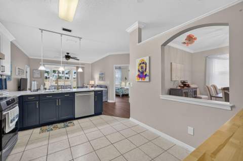 872 NW Sarria Court, Port St. Lucie FL - photo 13 of 37