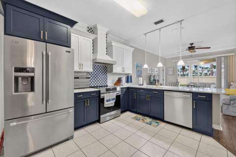 872 NW Sarria Court, Port St. Lucie FL - photo 14 of 37