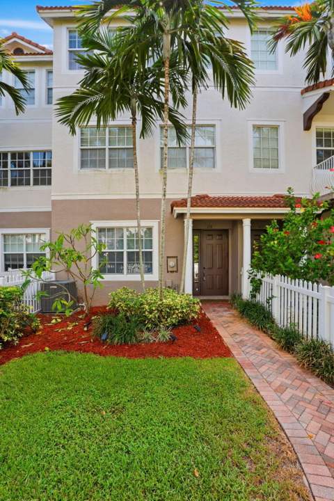 116 Ocean Cay Way, Hypoluxo FL - photo 6 of 45