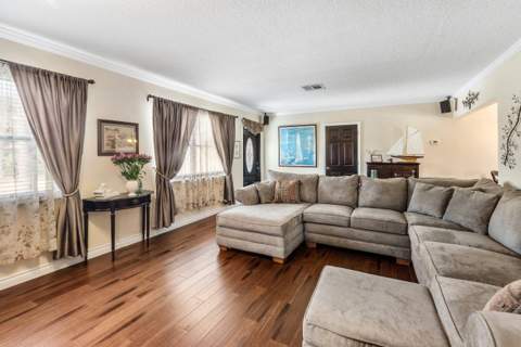 141 Date Palm Drive, Lake Park FL - photo 8 of 35