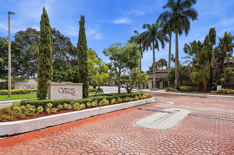2 bedroom Condominium at 9938 Nob Hill Lane #9938, Villas De Venezia Condo, Sunrise — photo 2
