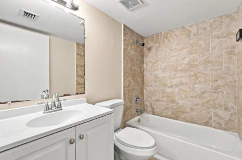 9938 Nob Hill Lane #9938, Sunrise FL - photo 18 of 49