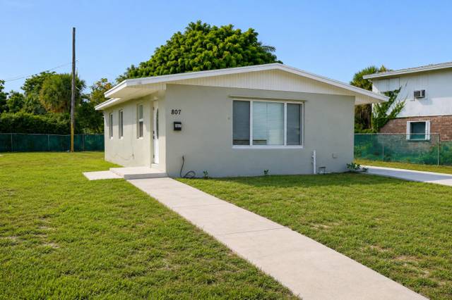 807 Handy Ave Avenue