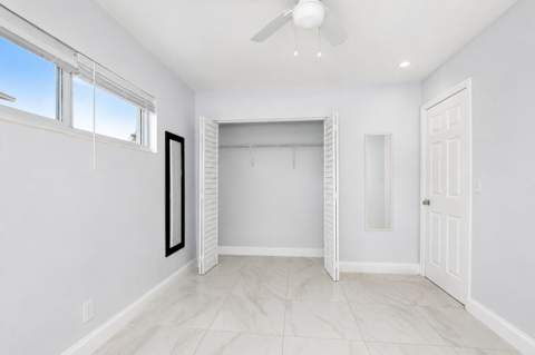 807 Handy Ave Avenue, West Palm Beach FL - photo 15 of 26