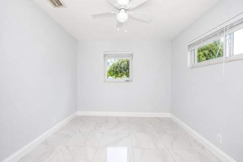 807 Handy Ave Avenue, West Palm Beach FL - photo 16 of 26