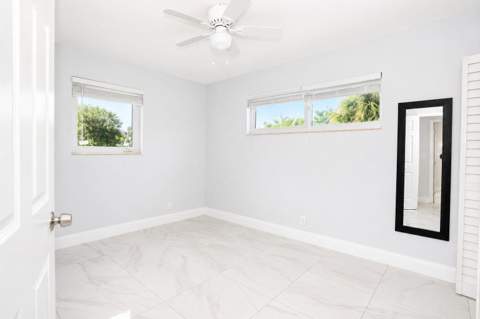 807 Handy Ave Avenue, West Palm Beach FL - photo 17 of 26