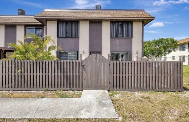 2110 Sherwood Forest Boulevard #24