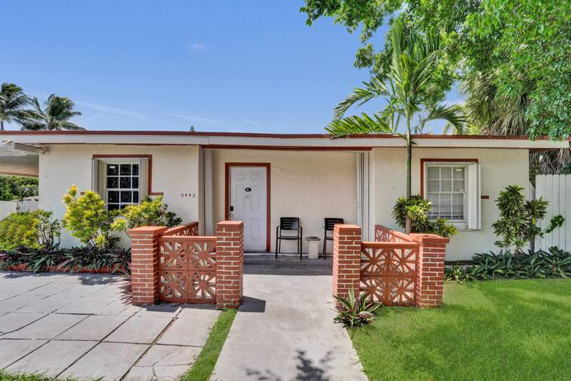 4 bedroom Single Family Residence at 2442 Funston Street, Washington Heights Add, Hollywood — photo 4