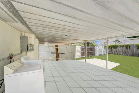 2442 Funston Street, Hollywood FL - photo 12 of 15