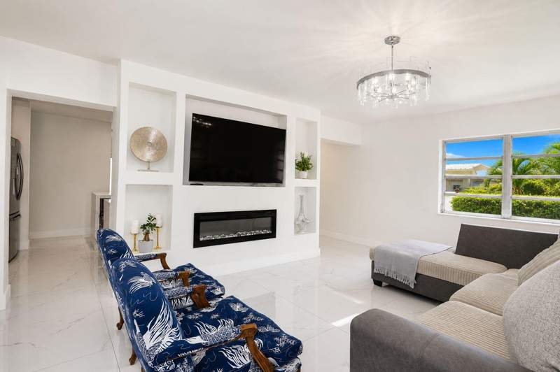 3 bedroom Single Family Residence at 511 N 69th Way, Boulevard Heights Sec 3, Hollywood — photo 3