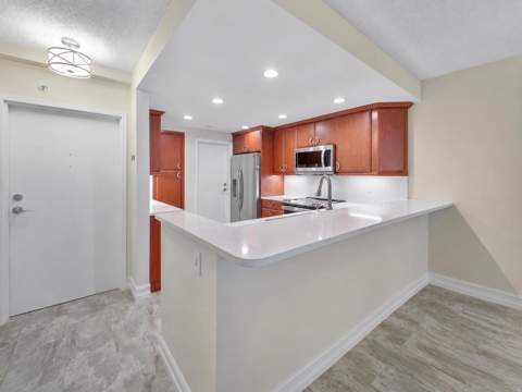 1500 S Ocean Boulevard #207, Lauderdale-By-The-Sea FL - photo 7 of 53