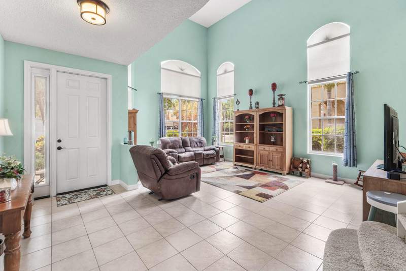 4 bedroom Single Family Residence at 2129 Reston Circle, Madison Green 1, Royal Palm Beach — photo 5