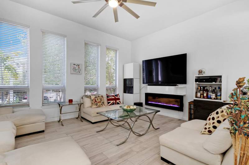 3 bedroom Townhouse at 711 SE 16th Court, Harbordale, Fort Lauderdale — photo 3