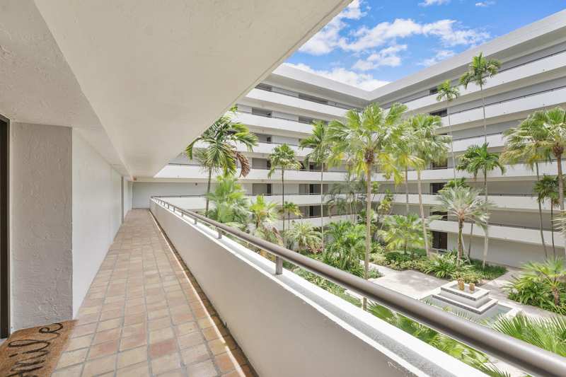2 bedroom Condominium at 23200 Camino Del Mar #302, La Residence Condo, Boca Raton — photo 1