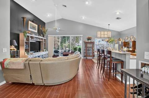 7591 Brunson Circle, Lake Worth FL - photo 12 of 61