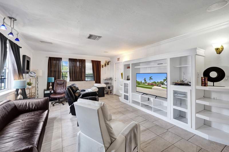 3 bedroom Single Family Residence at 1302 S 23rd Avenue, Belmar Amended, Hollywood — photo 5