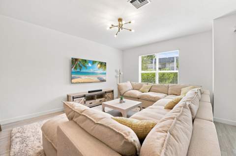 4341 Pond Lily Lane, Lake Worth FL - photo 10 of 40