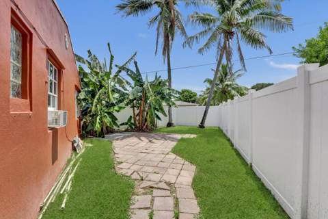 1302 S 23rd Avenue, Hollywood FL - photo 17 of 19