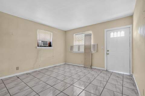 189 Morgans Way, Palm Springs FL - photo 8 of 20