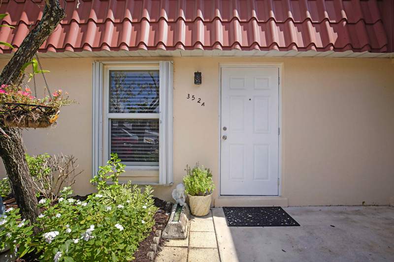 1 bedroom Condominium at 352 Covered Bridge Boulevard #A, Covered Bridge Condo, Greenacres — photo 3