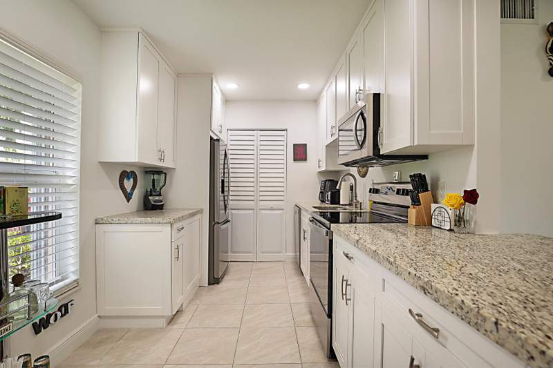 1 bedroom Condominium at 352 Covered Bridge Boulevard #A, Covered Bridge Condo, Greenacres — photo 5