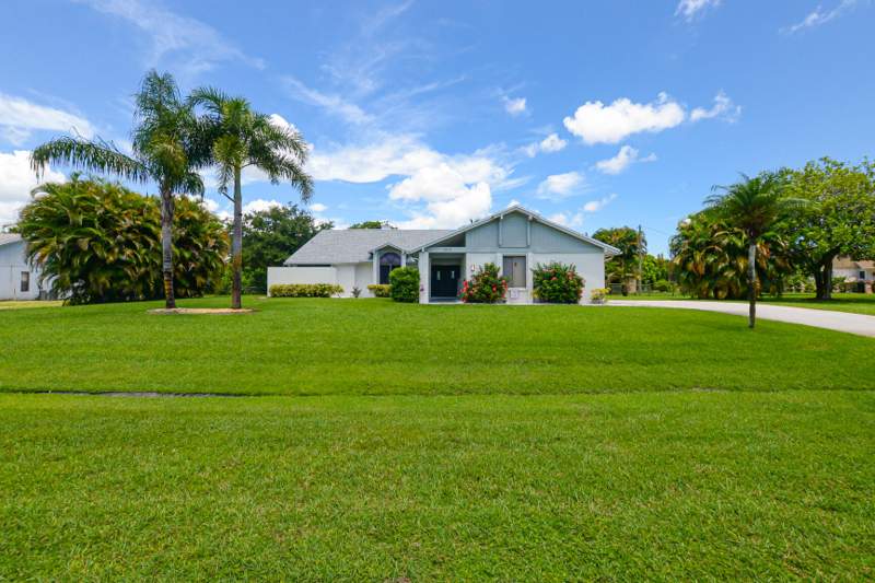 3 bedroom Single Family Residence at 1872 SE ELROSE Street, SOUTH PORT ST LUCIE UNIT 8, Port St. Lucie — photo 3